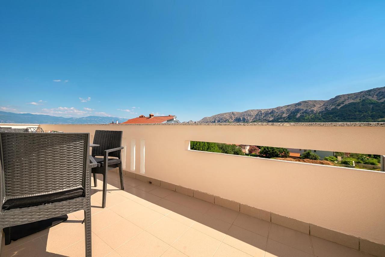Apartments Gerta With Terrace Baška Eksteriør billede