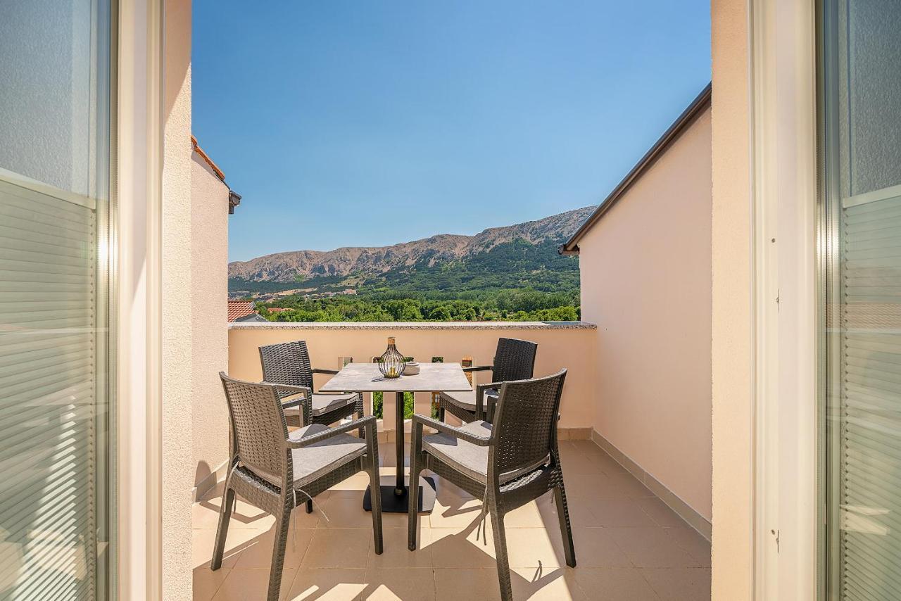 Apartments Gerta With Terrace Baška Eksteriør billede