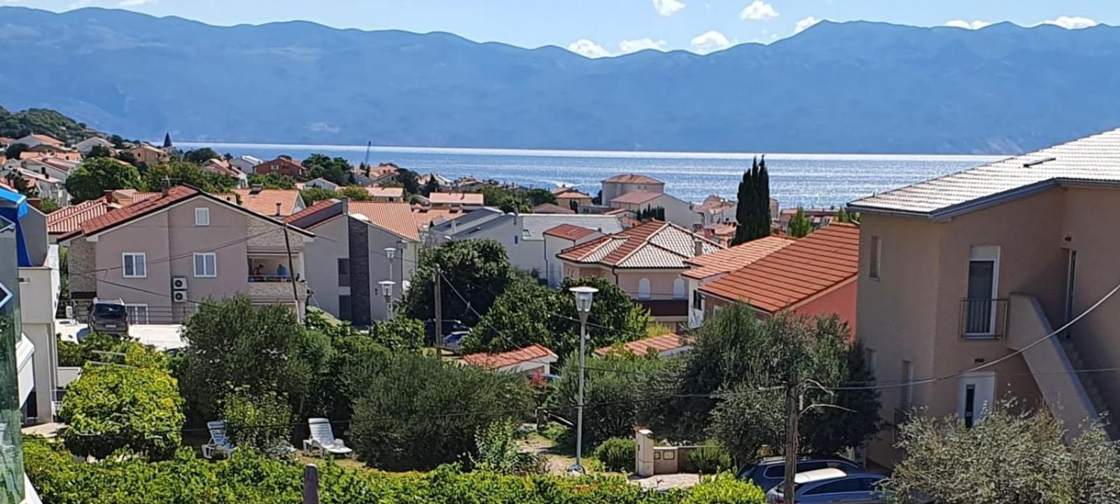 Apartments Gerta With Terrace Baška Eksteriør billede